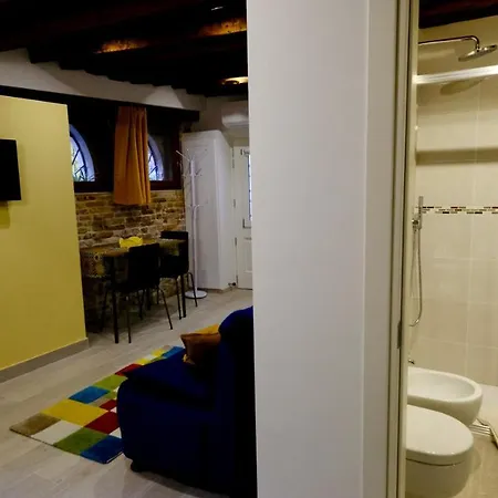 Ca' Nostra Lejlighed *